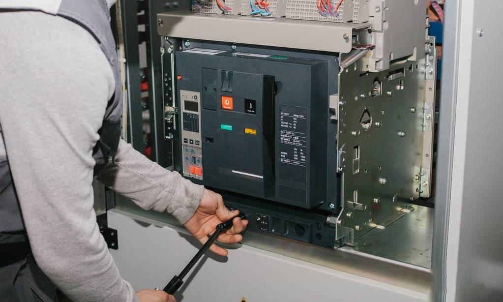 ½ðɳ³Çjs93Ïß·¼ì²âÖÐÐÄ